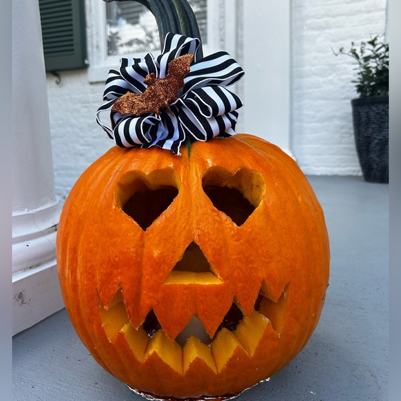 Meet your Posher, Jill - Picture 1 of 1